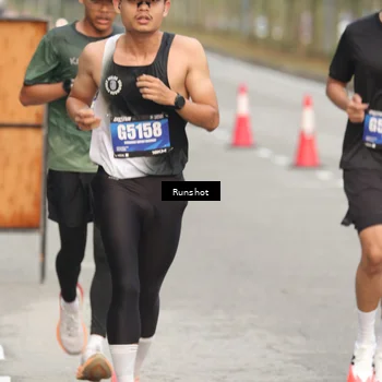 Runner Photo 5613735
