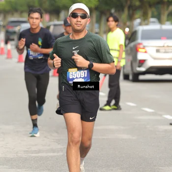 Runner Photo 5613747