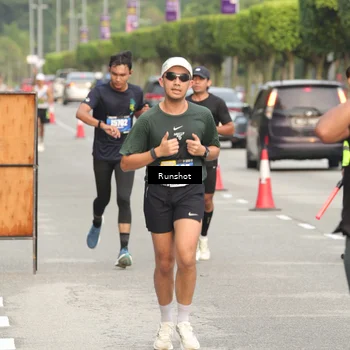 Runner Photo 5613753