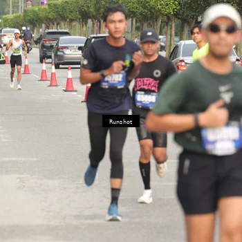 Runner Photo 5613786