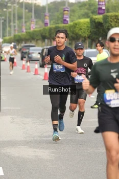 Runner Photo 5613804