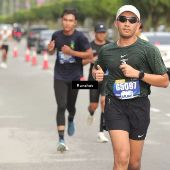 Runner Photo 5613866