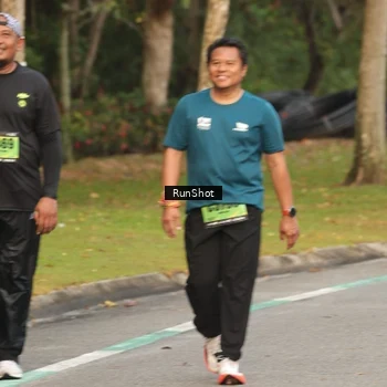 Runner Photo 5614035