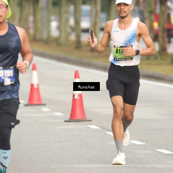 Runner Photo 5614102