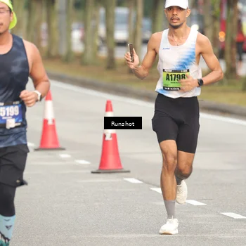 Runner Photo 5614106