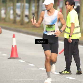 Runner Photo 5614125