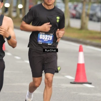 Runner Photo 5614317