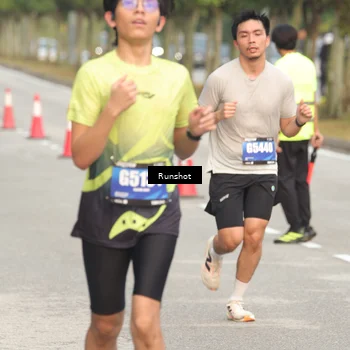 Runner Photo 5614433