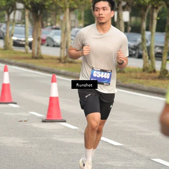 Runner Photo 5614538