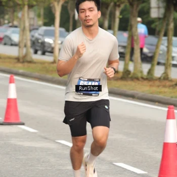 Runner Photo 5614562