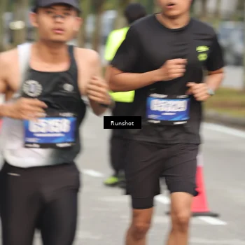 Runner Photo 5614657