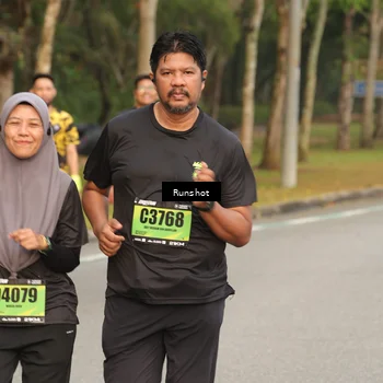 Runner Photo 5614871