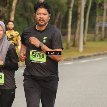 Runner Photo 5614898