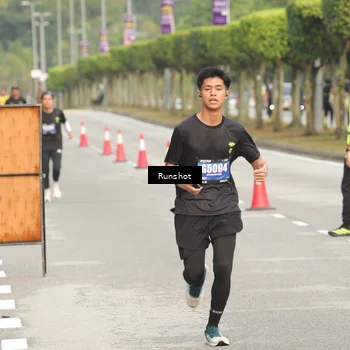 Runner Photo 5615025