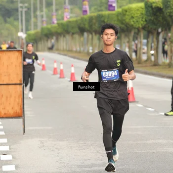 Runner Photo 5615030