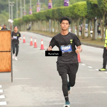 Runner Photo 5615045