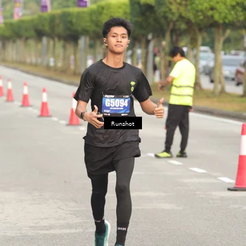 Runner Photo 5615071