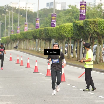 Runner Photo 5615088
