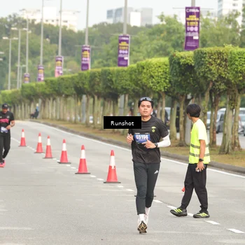 Runner Photo 5615107