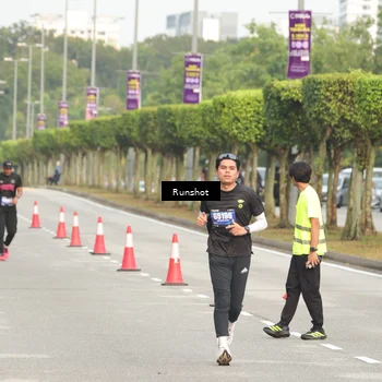 Runner Photo 5615110