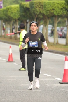 Runner Photo 5615141