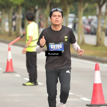 Runner Photo 5615179