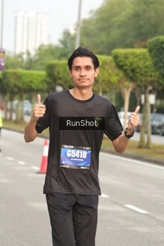 Runner Photo 5615347