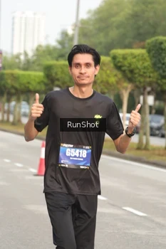 Runner Photo 5615349