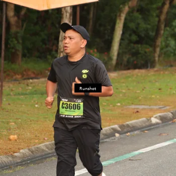 Runner Photo 5615384