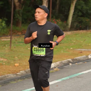 Runner Photo 5615397
