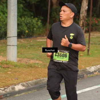 Runner Photo 5615414