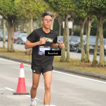 Runner Photo 5615425