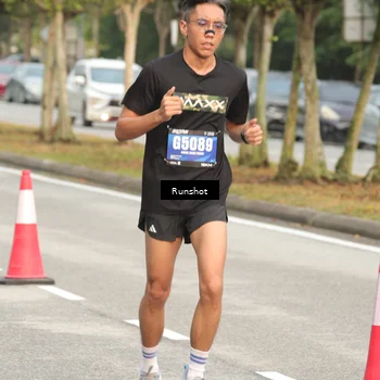 Runner Photo 5615457
