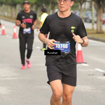 Runner Photo 5615475
