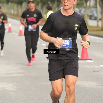 Runner Photo 5615527