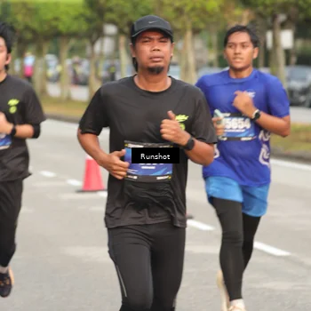 Runner Photo 5615682