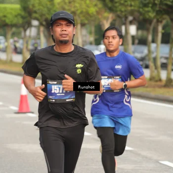 Runner Photo 5615688
