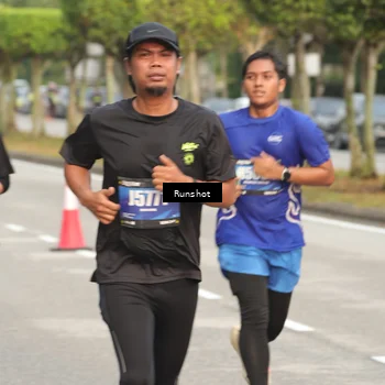 Runner Photo 5615690