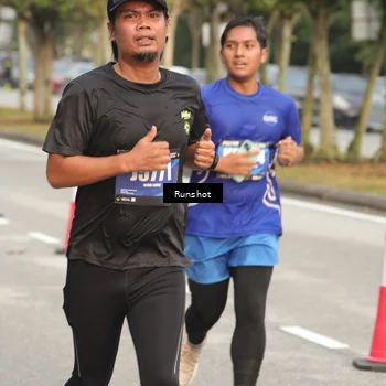 Runner Photo 5615713