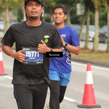 Runner Photo 5615715