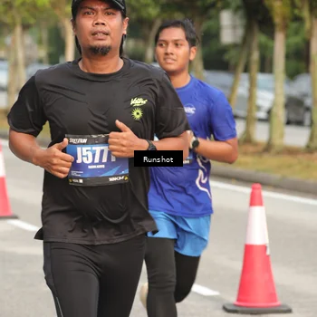 Runner Photo 5615719