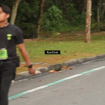 Runner Photo 5615775