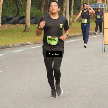 Runner Photo 5615820