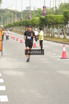 Runner Photo 5615950