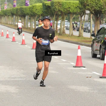 Runner Photo 5616000