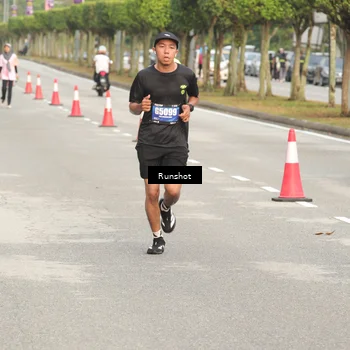 Runner Photo 5616002
