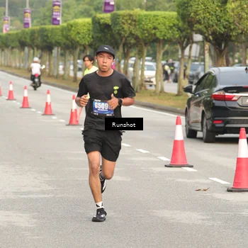 Runner Photo 5616007