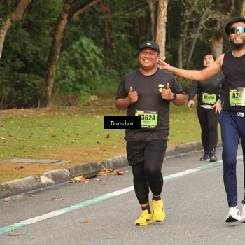 Runner Photo 5616106