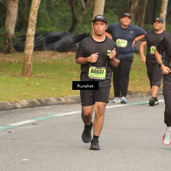 Runner Photo 5616278