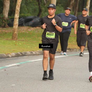 Runner Photo 5616281